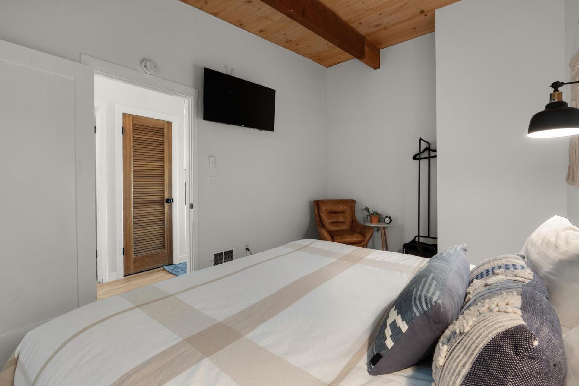 Aparthotel The Tides By The Sea Seaside Exterior foto